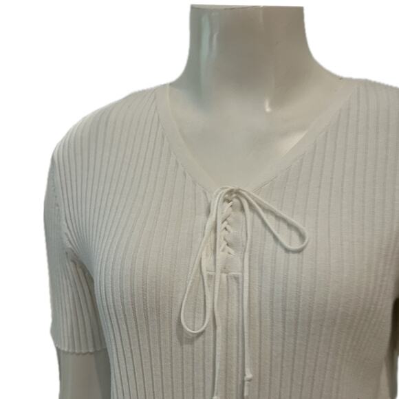 Vintage White Lace up Knit Top Ribbed Sweater Tee Short Sleeve - M/L - - Picture 2 of 5